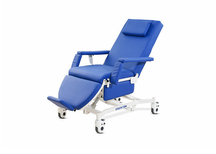 Back Điều chỉnh Electric Dialysis Chủ tịch Với Footrest Trên Casters Hopistal / Clinic